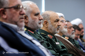رونمایی از دو کتاب دفاع مقدس