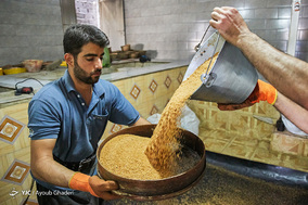 کارگاه سنتی ارده سازی