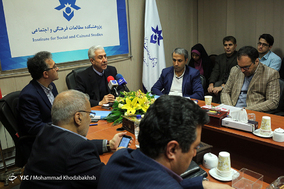 بازدید وزیر علوم , تحقیقات و فناوری از پژوهشکده مطالعات فرهنگی