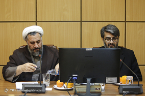 جلسه بررسی تهدیدات موجود در حوزه های فرهنگی، هنری و اجتماعی