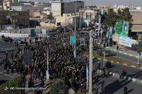 تشییع پیکر والده فرمانده کل ارتش در قم