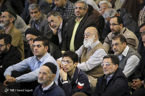 مهدی چمران در نماز جمعه تهران - ۲۱ دی ۱۳۹۷