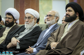 حجت‌الاسلام سیدناصرالدین نوری‌زاده، رئیس مرکز رسیدگی به امور مساجد - دکتر جواد ایروانی، معاون نظارت و حسابرسی دفتر مقام معظم رهبری - آیت‌الله محمدی گلپایگانی، رئیس دفتر مقام معظم رهبری در آیین تکریم و معارفه رئیس مرکز رسیدگی به امور مساجد
