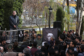تشییع پیکر مرحوم حسین محب‌اهری