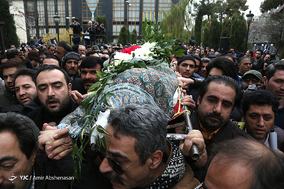 تشییع پیکر مرحوم حسین محب‌اهری
