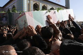 تشییع پیکر سه شهید دفاع مقدس در شیراز
