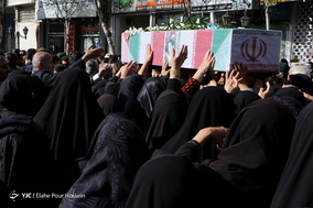 تشییع پیکر سه شهید دفاع مقدس در شیراز
