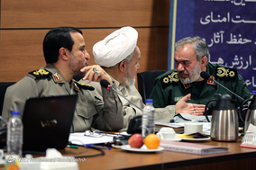 هفتمین جلسه هیات امنای بنیاد حفظ آثار و نشر ارزش های دفاع مقدس