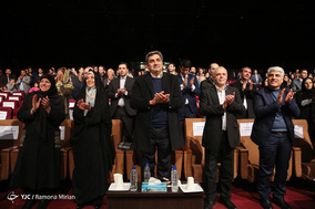 نمایش «رستم و سهراب» باهنرمندی معلولین موسسه کهریزک