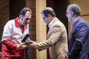 مراسم تقدیر از خدمات داوطلبانه جامعه پزشکی