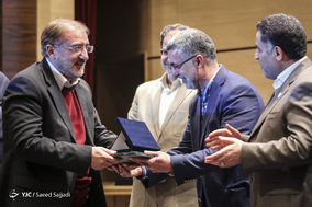 مراسم تقدیر از خدمات داوطلبانه جامعه پزشکی