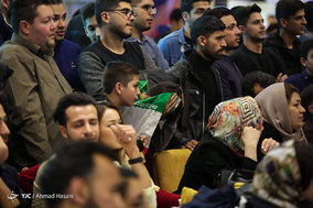 تماشای دیدار فوتبال ایران و ژاپن - مشهد
