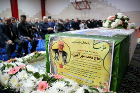 مراسم تشییع مرحوم محمد مهر آئین
