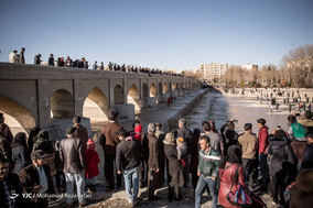 جاری شدن آب در زاینده رود ـ اصفهان