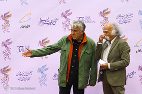 در حاشیه  افتتاحیه سی و هفتمین جشنواره فیلم فجر
