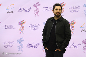 در حاشیه  افتتاحیه سی و هفتمین جشنواره فیلم فجر