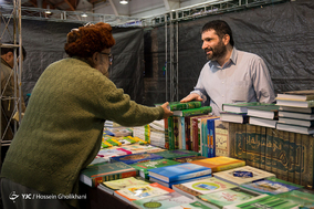 افتتاح سیزدهمین نمايشگاه سراسری کتاب قزوین