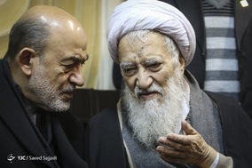 حضور آیت‌الله محمدعلی موحدی کرمانی، امام جمعه موقت تهران در مراسم تشییع پیکر مرحوم محمدنبی حبیبی