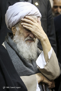 آیت‌الله محمدعلی موحدی کرمانی، امام جمعه موقت تهران در مراسم تشییع پیکر مرحوم محمدنبی حبیبی