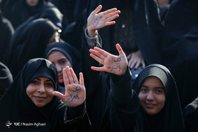 اجتماع عظیم دختران انقلاب