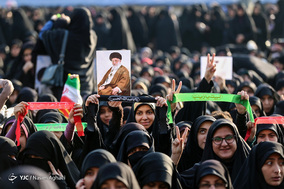 اجتماع عظیم دختران انقلاب