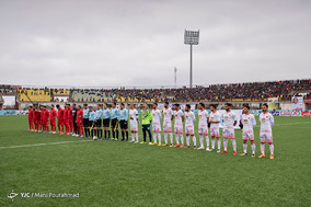 دیدار تیم‌های فوتبال سپید رود و پرسپولیس