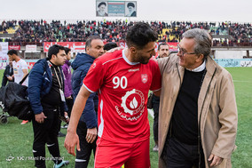 دیدار تیم‌های فوتبال سپید رود و پرسپولیس