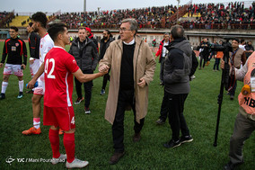 دیدار تیم‌های فوتبال سپید رود و پرسپولیس