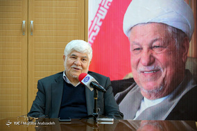 گفت‎وگو با محمد هاشمی