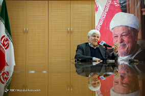 گفت‎وگو با محمد هاشمی