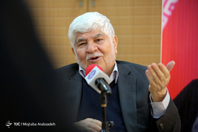 گفت‎وگو با محمد هاشمی