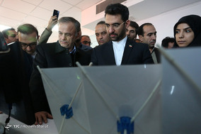 سفر وزیر ارتباطات به مشهد