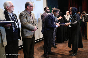 تجلیل از خانواده جانبازان و ایثارگران اهداکننده عضو