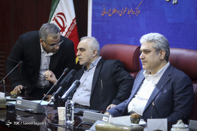 فرهاد دژپسند، وزیر اقتصاد و امور دارایی در نشست هم‌اندیشی با کارآفرینان جوان