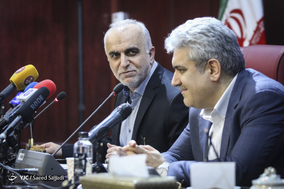فرهاد دژپسند، وزیر اقتصاد و امور دارایی در نشست هم‌اندیشی با کارآفرینان جوان