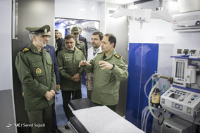 بازدید وزیر دفاع از نمایشگاه اقتدار بهداری رزم سپاه