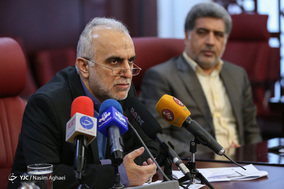 نشست صمیمانه وزیر اقتصاد با اقتصاددانان جوان