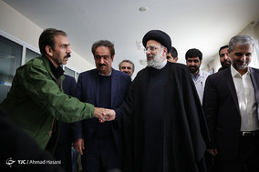آيين افتتاح سایت تولیدکننده شرکت سامان داروی هشتم و بخش هاي جديد بيمارستان فوق تخصصي رضوي
