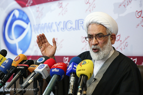 نشست خبری آغاز به کار دبیرخانه بازخوانی دهه ۶۰