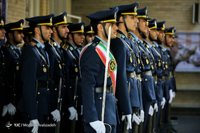 مراسم نمادین بیعت تاریخی همافران با امام خمینی(ره)