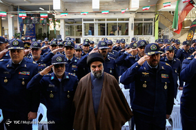 مراسم نمادین بیعت تاریخی همافران با امام خمینی(ره)