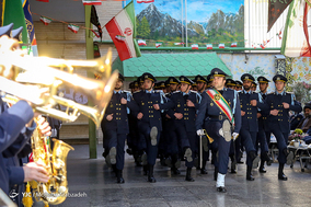 مراسم نمادین بیعت تاریخی همافران با امام خمینی(ره)