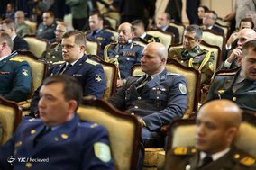 بازدید سفرا و وابستگان نظامی از نمایشگاه اقتدار ۴۰