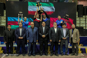 فینال مسابقات کشتی آزاد جام تختی