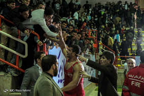 فینال مسابقات کشتی آزاد جام تختی