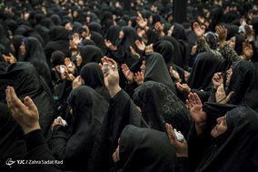 عزاداری ایام فاطمیه در حسینیه سادات اخوی