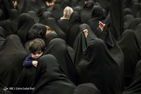 عزاداری ایام فاطمیه در حسینیه سادات اخوی