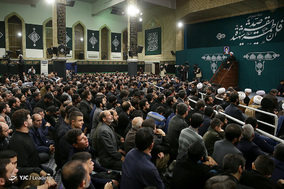 مراسم عزاداری شام شهادت حضرت زهرا(س) در حسینیه امام خمینی(ره)