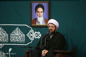 مراسم عزاداری شام شهادت حضرت زهرا(س) در حسینیه امام خمینی(ره)