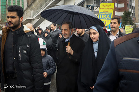 حضور دکتر علی اکبر ولایتی مشاور امور بین الملل مقام معظم رهبری و رئیس هیأت امنای دانشگاه آزاد در جشن ۲۲ بهمن چهل سالگی